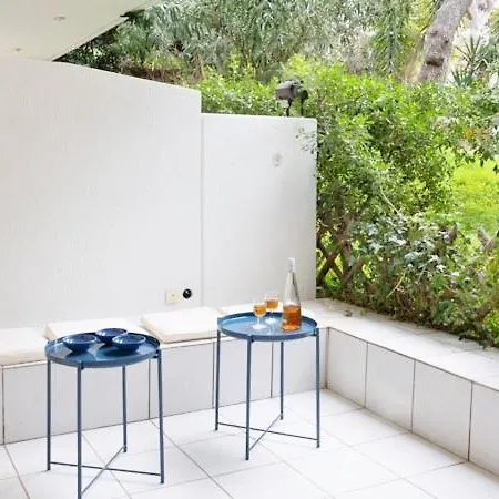 Vouliagmeni'S Secret Garden Near The Sea Apartment Athens Exterior photo